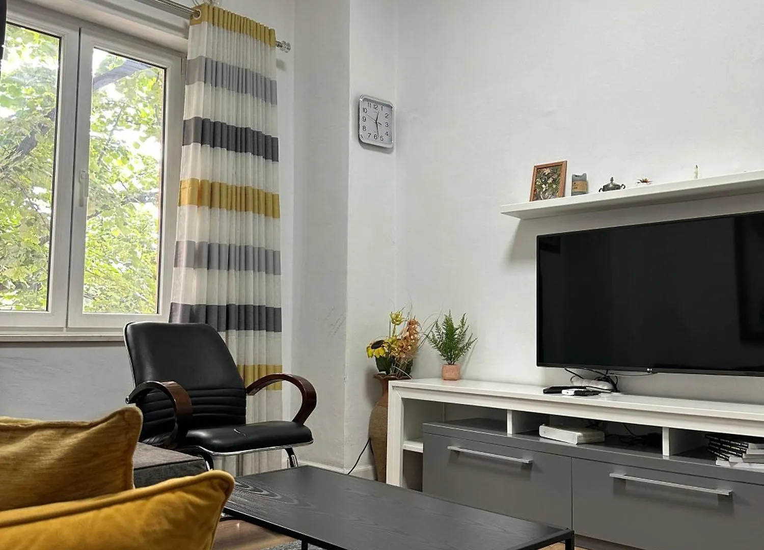 Kelly'S Cozy Hideaway - Central Tirana 0*,