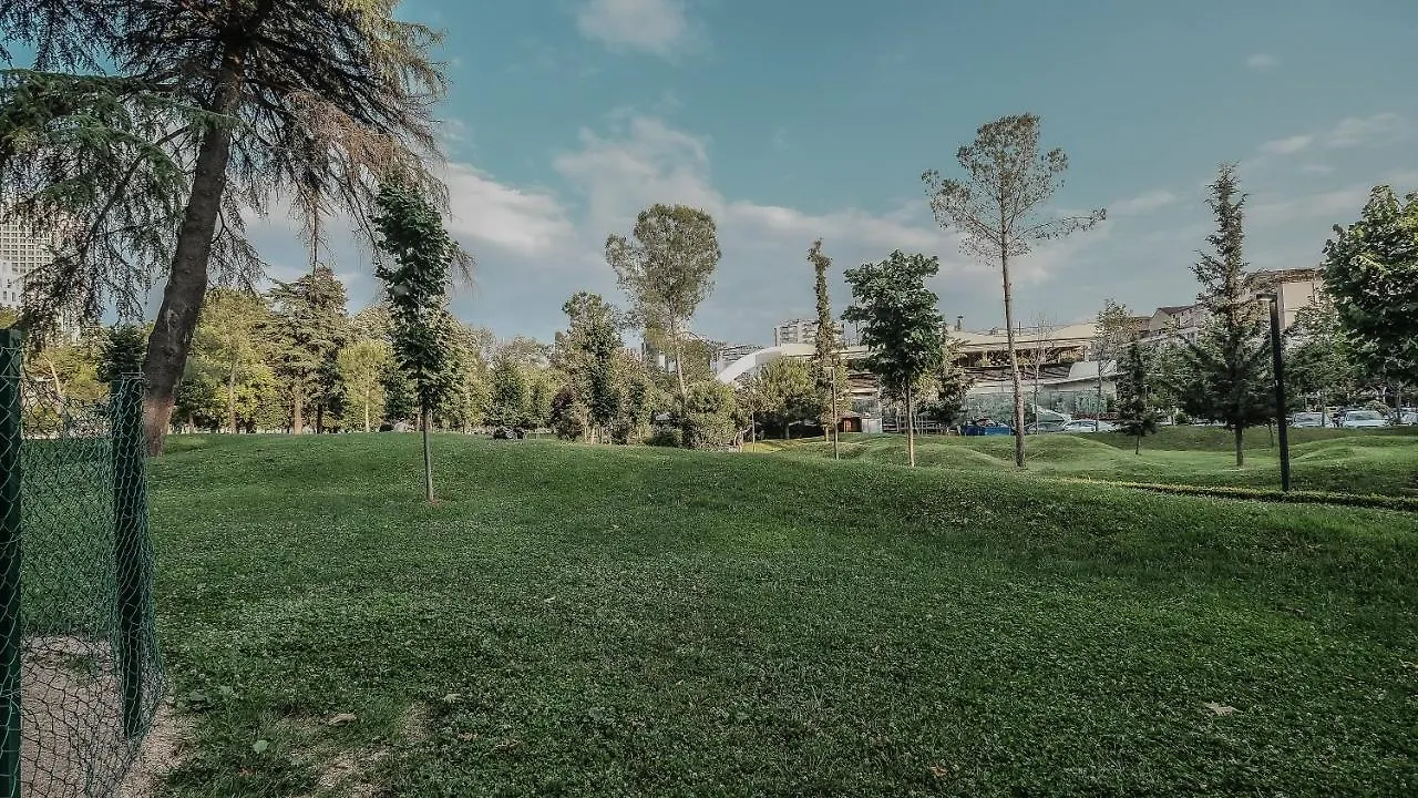 Apartamento Kelly'S Cozy Hideaway - Central Tirana
