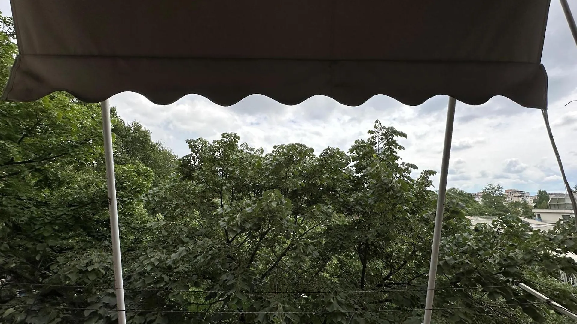 Apartamento Kelly'S Cozy Hideaway - Central Tirana